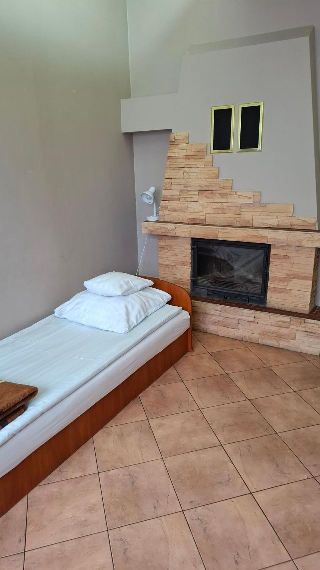 Noclegi-Pokoje Goscinne Lublin Ngoại thất bức ảnh