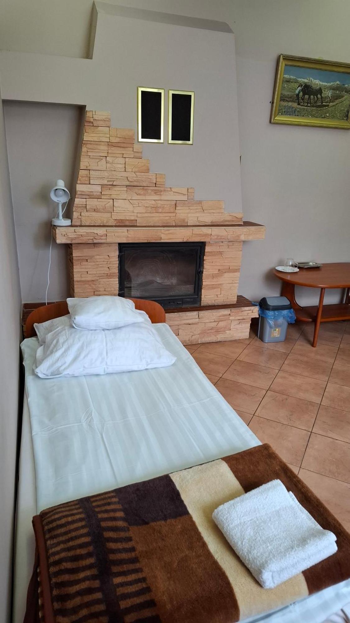 Noclegi-Pokoje Goscinne Lublin Ngoại thất bức ảnh